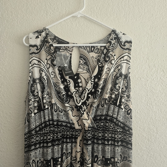 NWT INC 1X acemetrical hem long keyhole back boho dress - Picture 3 of 12